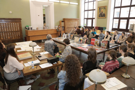 В Академии Штиглица прошел круглый стол «История происхождения славянской письменности: Остромирово Евангелие и Буквицы Языка Словенского»
