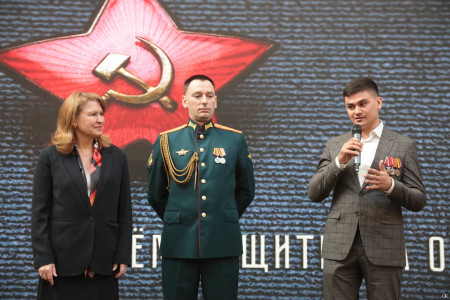 В Академии Штиглица отпраздновали День Защитника Отечества